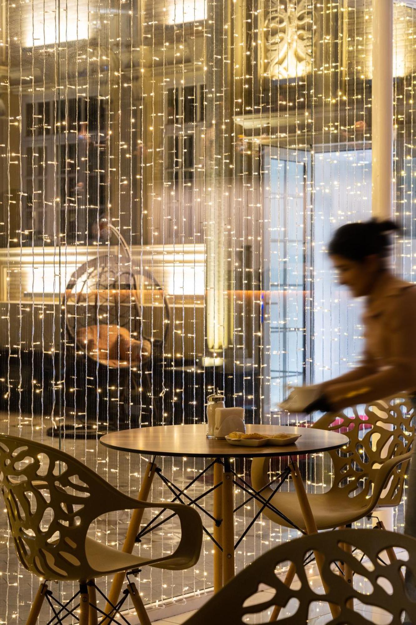 Shoxjahon Hotel - 600 Mbps Internet ทาชเคนต์ ภายนอก รูปภาพ