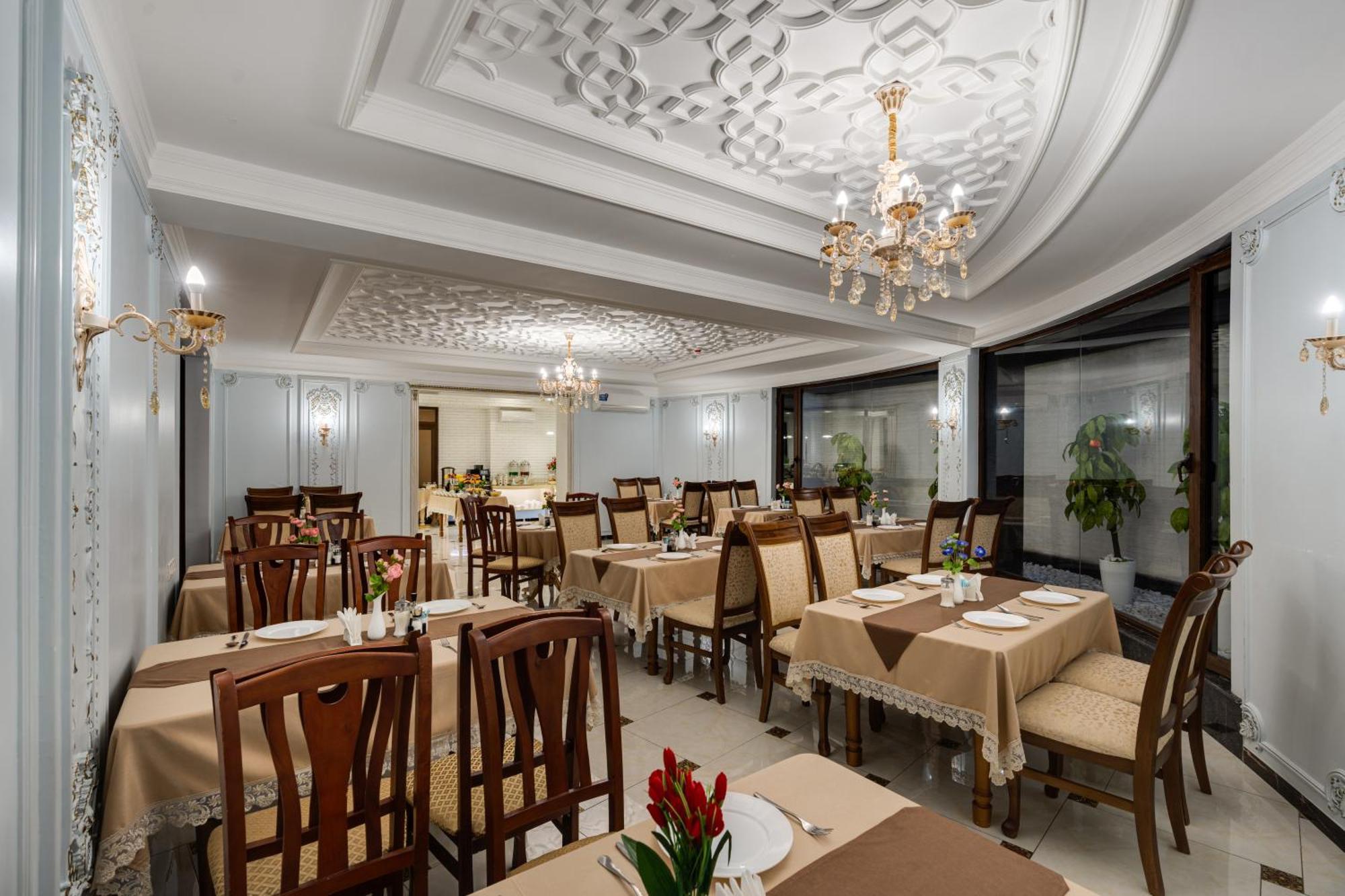 Shoxjahon Hotel - 600 Mbps Internet ทาชเคนต์ ภายนอก รูปภาพ