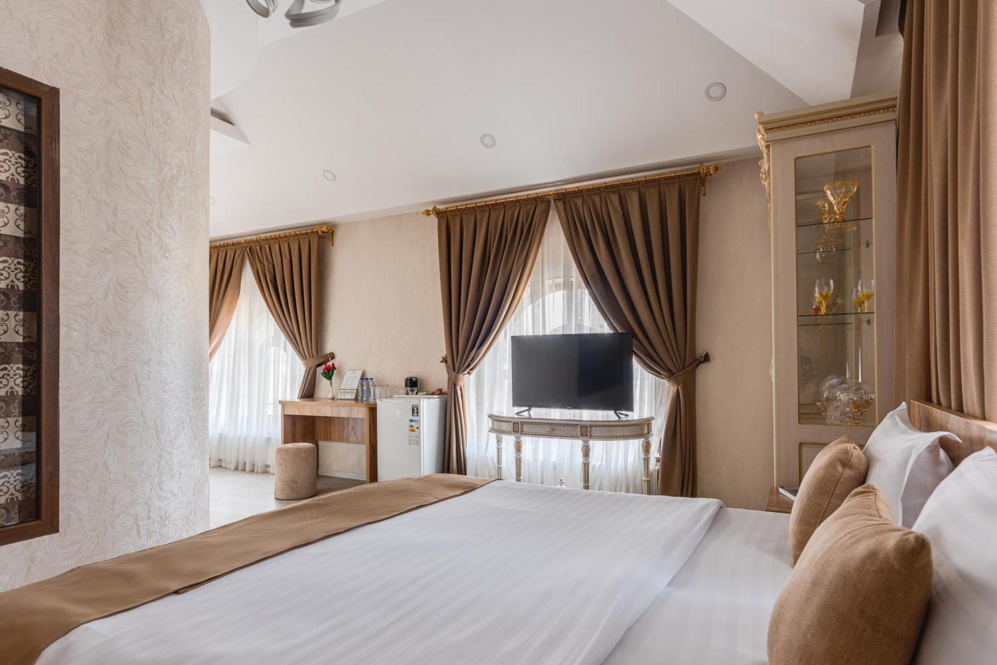 Shoxjahon Hotel - 600 Mbps Internet ทาชเคนต์ ภายนอก รูปภาพ
